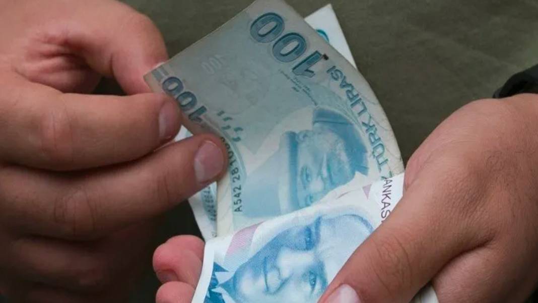 SGK uzmanı İsa Karakaş seyyanen zam için net tarih verdi! Milyonlarca emekliyi heyecanlandıran gelişme 11